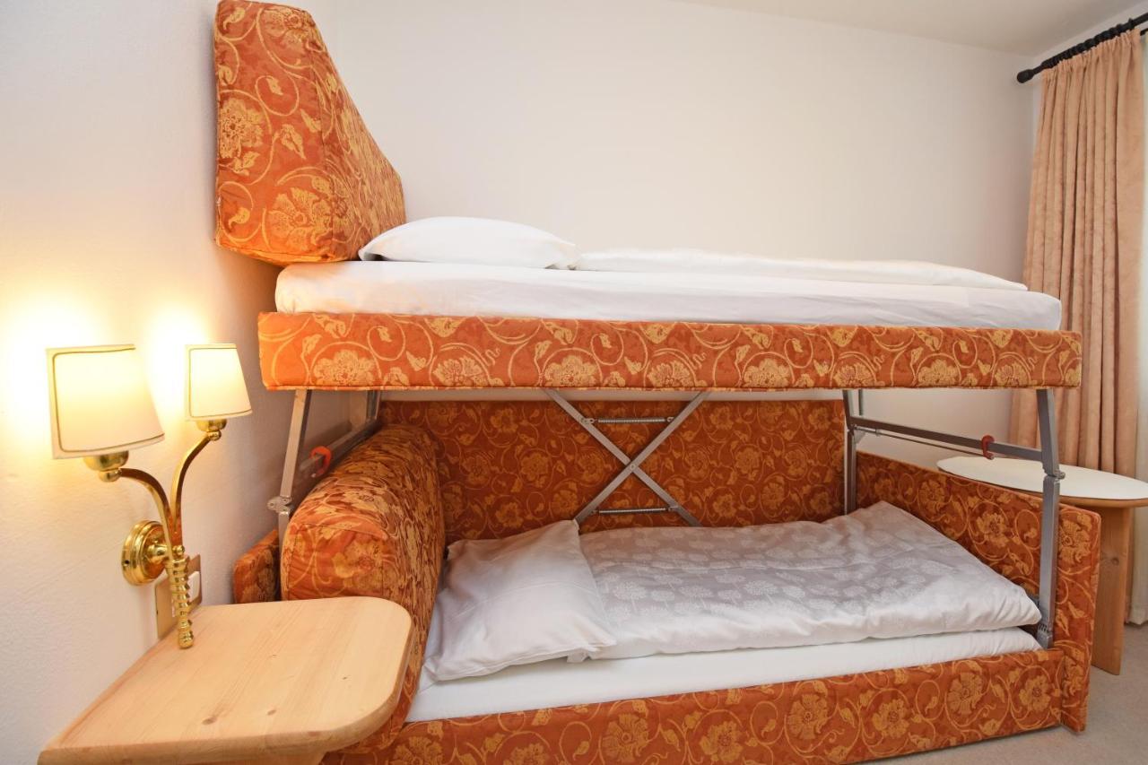 奥林匹亚小屋酒店 蒙圭尔福 外观 照片
