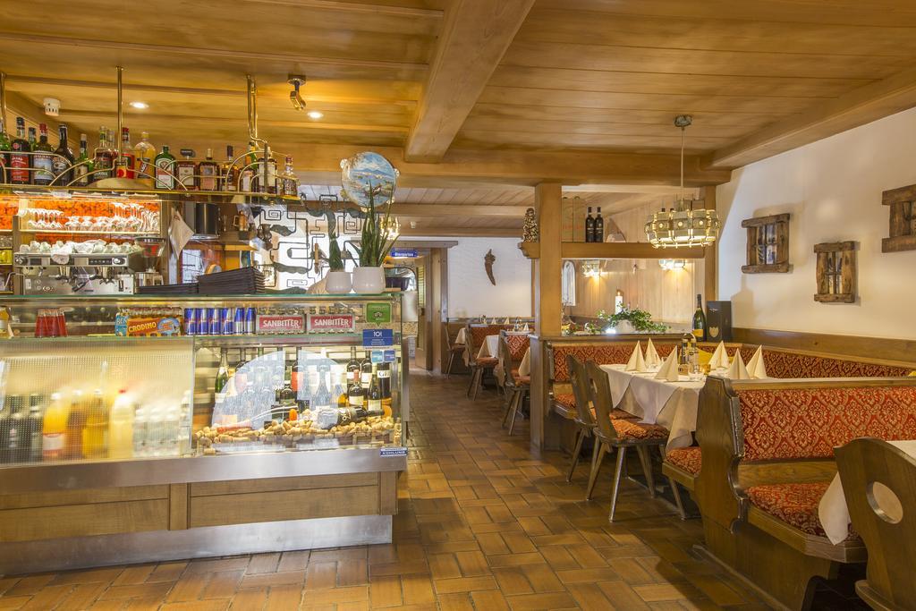 奥林匹亚小屋酒店 蒙圭尔福 外观 照片